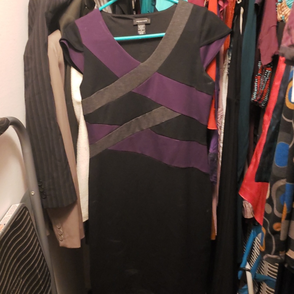 Cap sleeve black purple gray dress